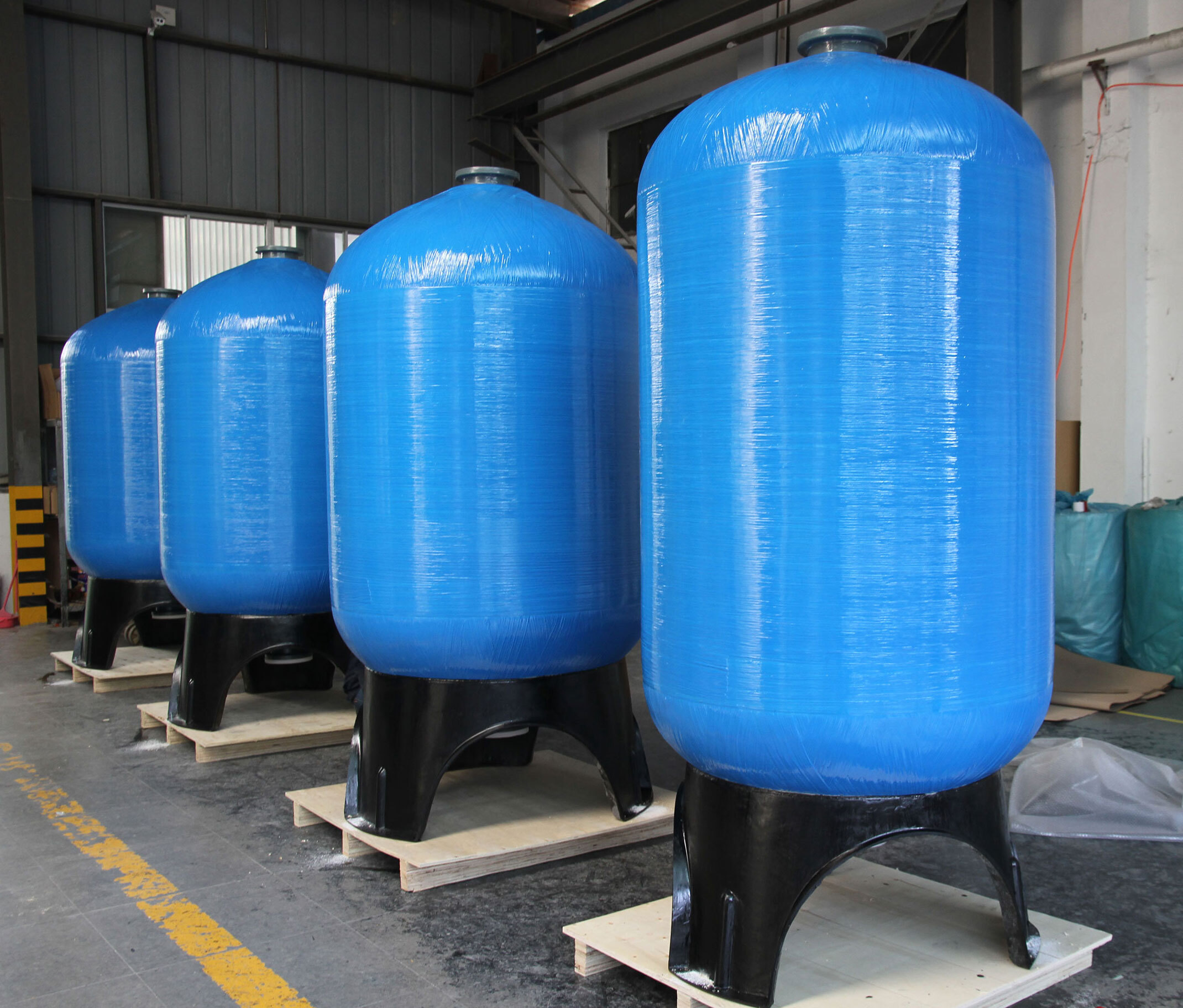 玻璃鋼樹脂罐的價(jià)格__鳳凰網(wǎng)