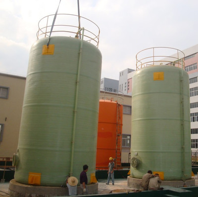 滎陽(yáng)市玻璃鋼儲(chǔ)存運(yùn)輸罐的應(yīng)用與優(yōu)勢(shì)